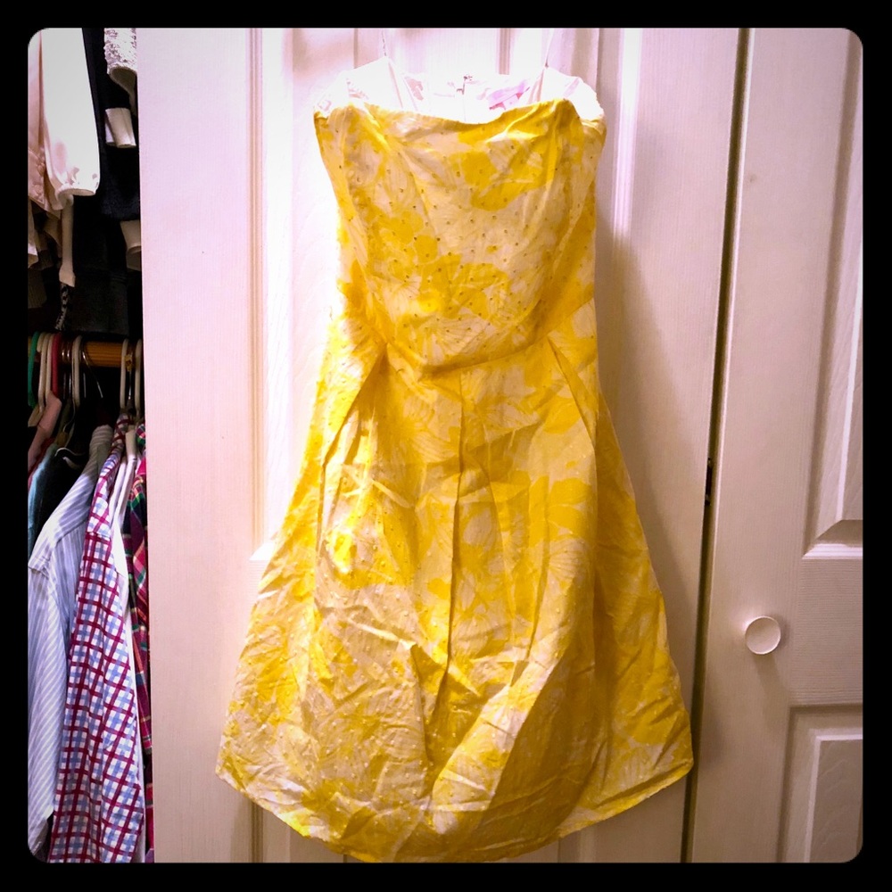 Lilly Pulitzer Yellow/White Floral Strapless dress